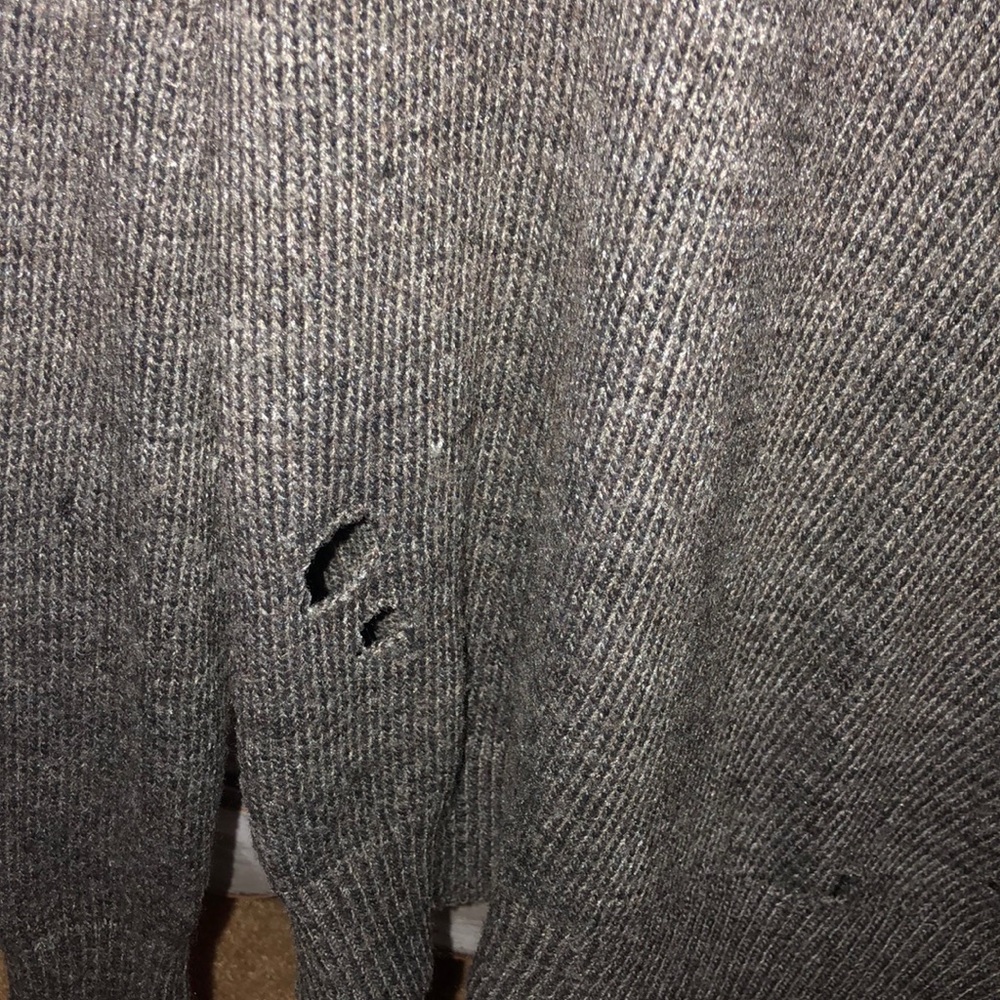 Sweater - Picture 2 of 5